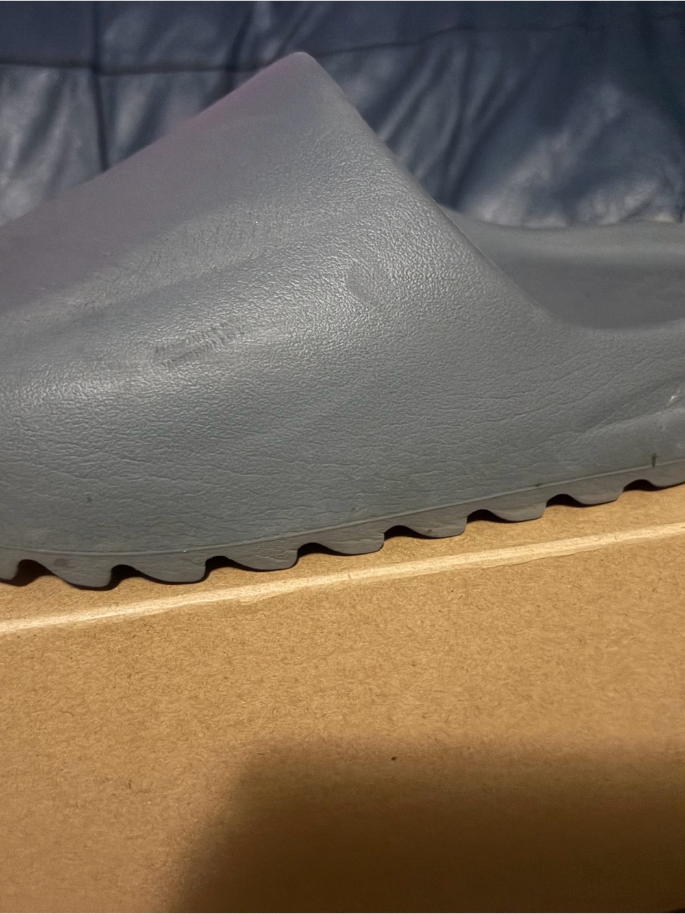 adidas YZY SLIDE Box - Brown - Picture 3 of 9